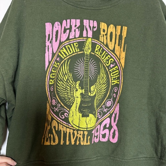 Altar’d State Sweatshirt County Rock n Roll Green Festival 1968 Size Small - Picture 3 of 6